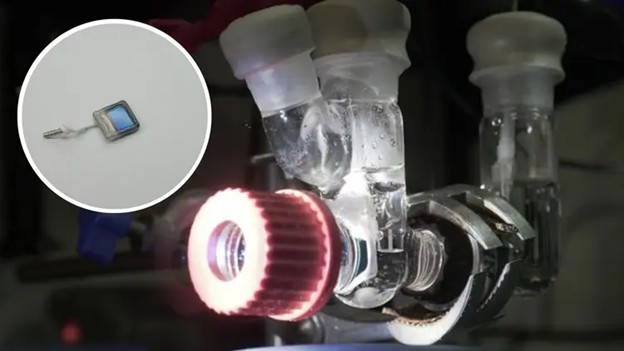 “Lá bán nhân tạo” mới: bước tiến trong chuyển hóa CO₂ thành nhiên liệu bền vững