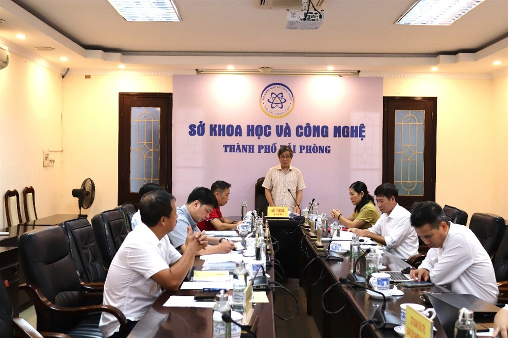 Nghiên cứu xây dựng quy trình công nghệ chế tạo thép hợp kim mangan thấp, ứng dụng chế tạo các chi tiết làm việc trong điều kiện chịu mài mòn