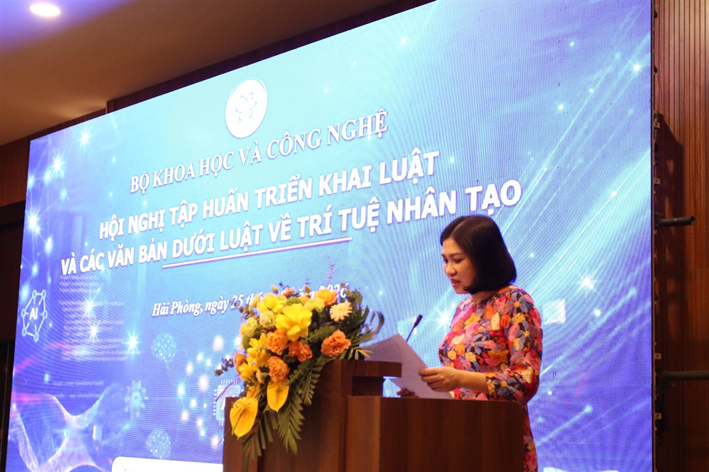 44615-hoi-nghi-2.jpg