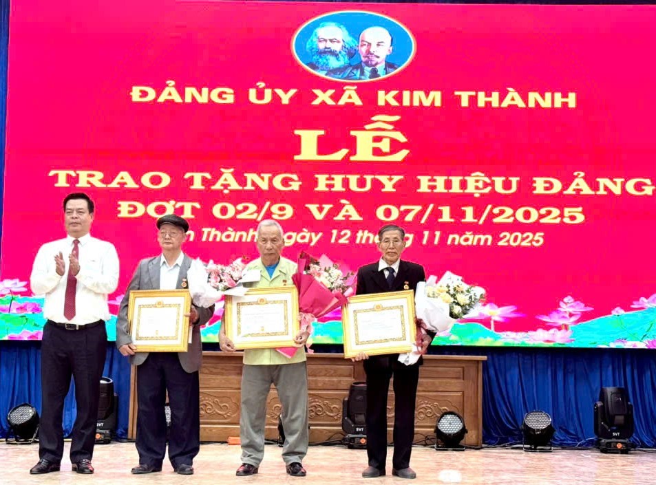 Giám đốc Sở Khoa học và Công nghệ Hải Phòng làm việc với lãnh đạo xã Kim Thành về vận hành chính quyền địa phương 2 cấp