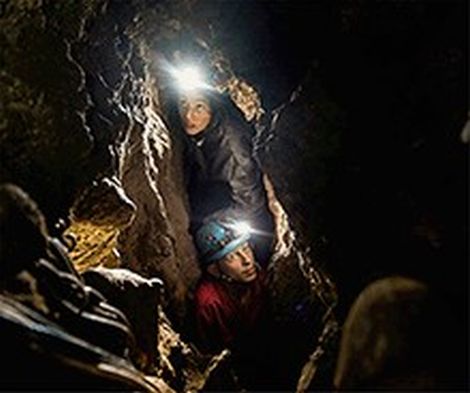 Homo naledi bước ra khỏi bóng tối - sự kiện nổi bật 2015 trong lĩnh vực khảo cổ học thế giới