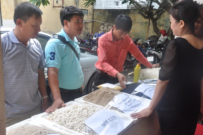 Giới thiệu công nghệ, kỹ thuật, thiết bị, sản phẩm vật liệu mới trong sản xuất nước sạch và xử lý môi trường tại các xã xây dựng nông thôn mới trên địa bàn thành phố Hải Phòng