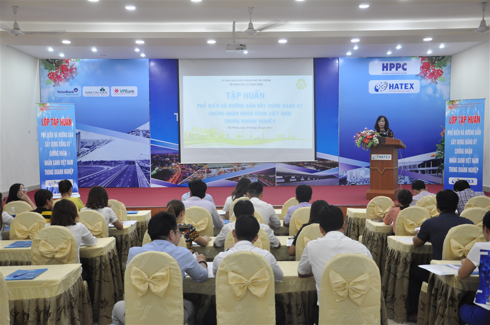 Tổ chức các lớp tập huấn Phổ biến và hướng dẫn xây dựng, đăng ký chứng nhận  Nhãn xanh Việt Nam trong doanh nghiệp