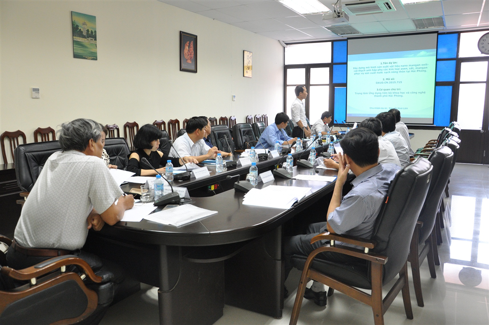 Xây dựng mô hình sản xuất vật liệu nano mangan oxit-cát thạch anh hấp phụ kim loại asen, sắt, mangan phục vụ sản xuất nước sạch nông thôn tại Hải Phòng