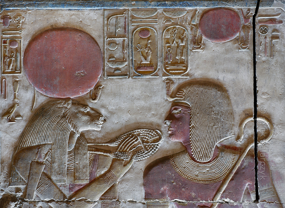 Nữ thần Sekhmet 'phơi mình' tại Ai Cập