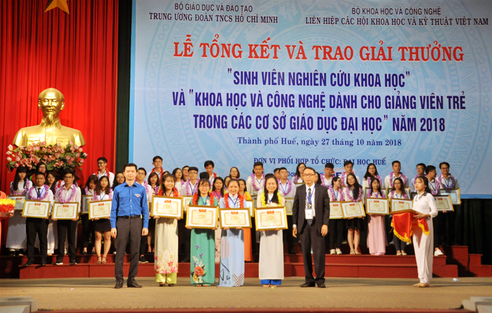 Giải thưởng “Sinh viên nghiên cứu khoa học” năm 2019