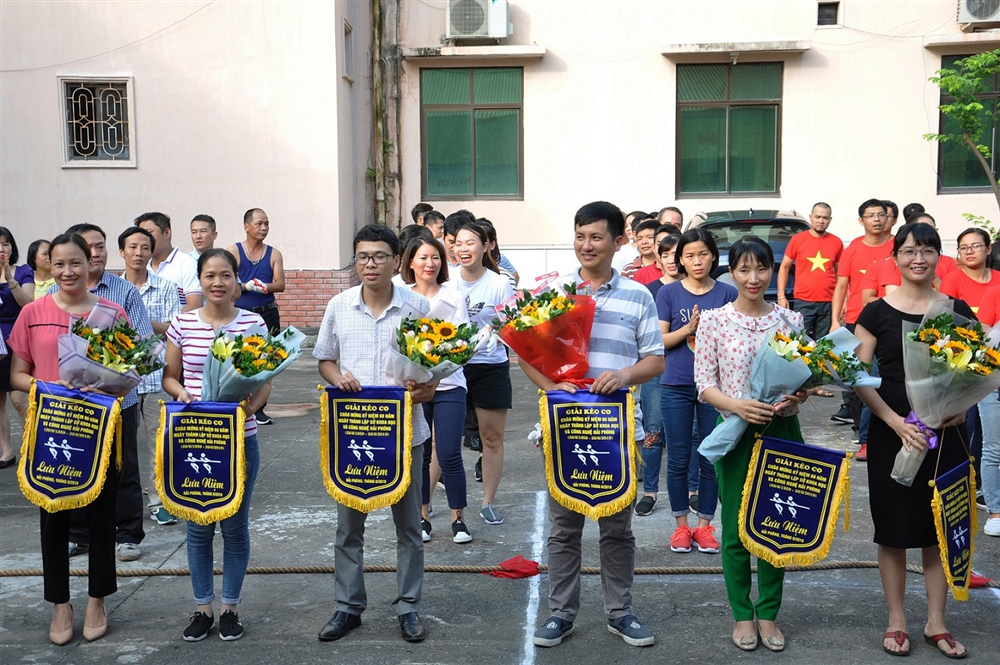 Sôi nổi Giải kéo co nhân kỷ niệm 60 năm ngày thành lập Sở Khoa học và Công nghệ Hải Phòng