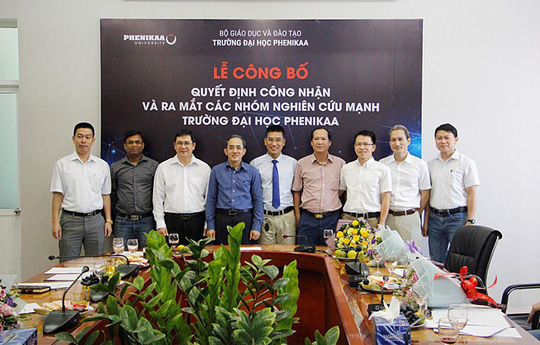 Ra mắt 8 nhóm nghiên cứu mạnh khoa học, công nghệ mũi nhọn