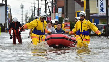 Nước biển dâng gây ra các đợt lũ lụt trên toàn cầu.