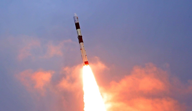 Ngày 7/11, Ấn Độ đã phóng thành công vệ tinh quan sát Trái Đất mới nhất EOS-01 và 9 vệ tinh của khách hàng quốc tế bằng tên lửa đẩy PSLV-C49