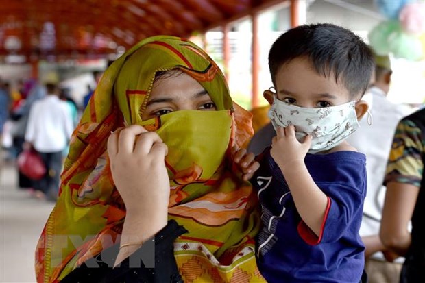 Nghiên cứu: Đeo khẩu trang y tế là cách phòng COVID-19 hiệu quả nhất