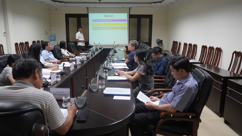 Nghiên cứu ứng dụng thanh Polyme cốt sợi thủy tinh trong việc sản xuất cấu kiện bê tông phục vụ công trình kè bờ sông và hồ