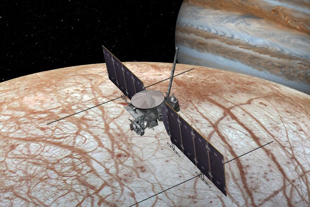 Tàu thám hiểm Europa Clipper sẽ đánh giá khả năng duy trì sự sống trên Mặt trăng Europa.