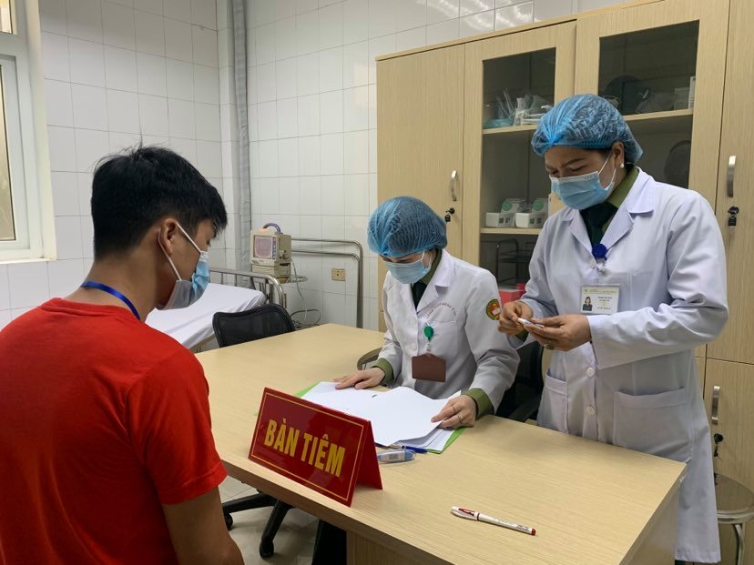 Bảo quản, phân phối và sử dụng vaccine COVID-19 như thế nào?