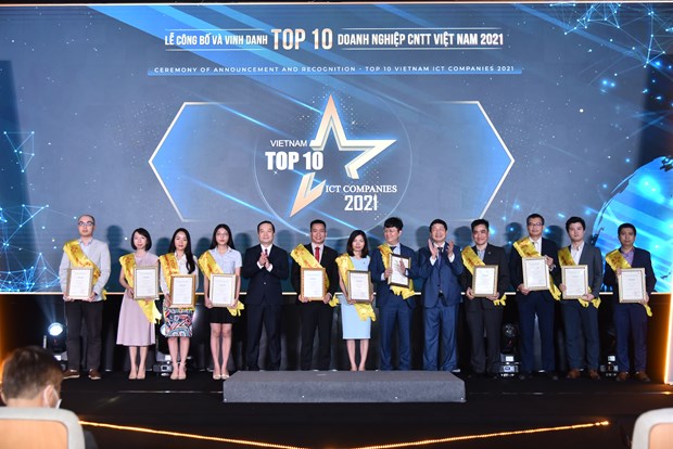 Vinh danh Top 10 doanh nghiệp Công nghệ thông tin Việt Nam 2021