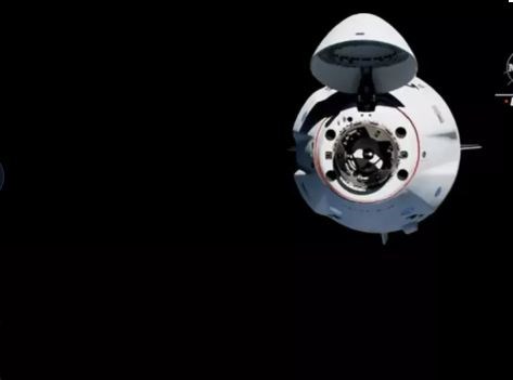 Ngày 24/4, tàu vũ trụ Crew Dragon Endeavour của Công ty hàng không vũ trụ SpaceX (Mỹ) mang theo 4 phi hành gia đã ghép nối thành công với Trạm vũ trụ quốc tế (ISS).