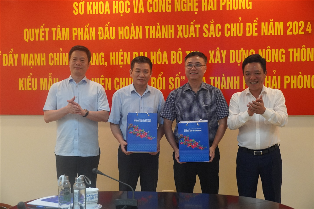 Đẩy mạnh hoạt động trao đổi, khai thác thông tin khoa học công nghệ