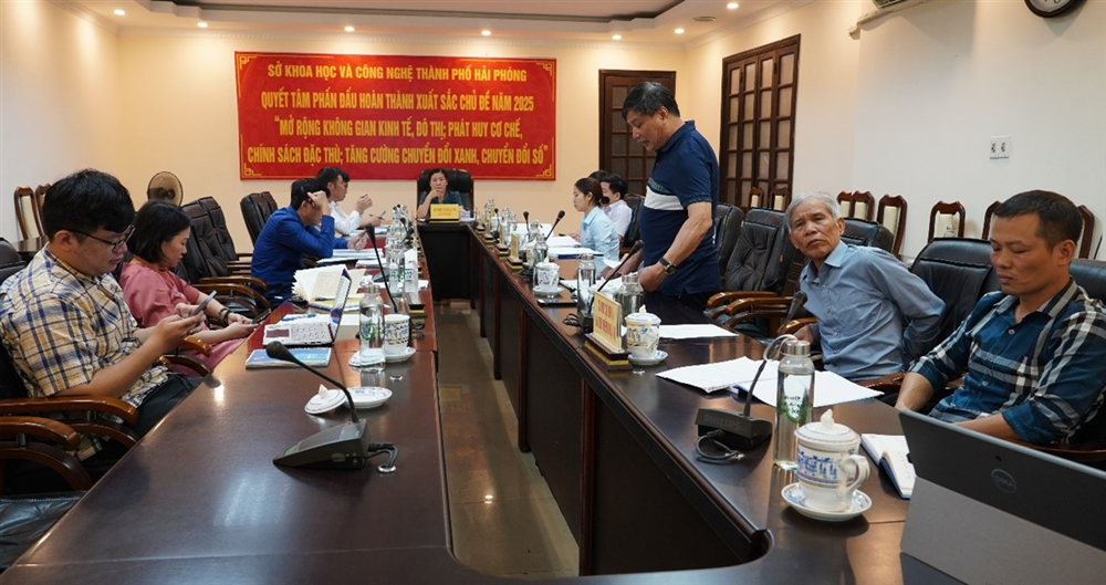 Nghiên cứu xây dựng mô hình liên kết sản xuất, sơ chế, bảo quản và tiêu thụ đối với sản phẩm thanh long trên đại bàn huyện An Lão