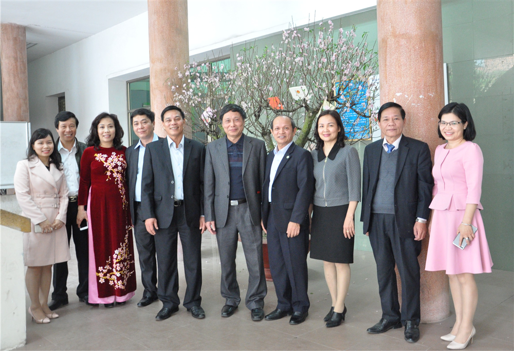 Chủ tịch UBND thành phố Hải Phòng kiểm tra hoạt động tại Sở Khoa học và Công nghệ sau Tết Nguyên Đán