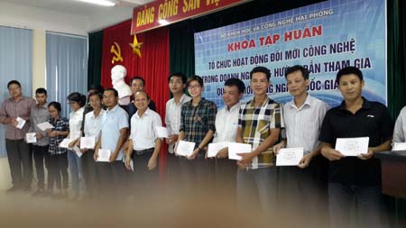 Tập huấn về tổ chức hoạt động đổi mới công nghệ trong doanh nghiệp và hướng dẫn doanh nghiệp tham gia Qũy đổi mới công nghệ quốc gia