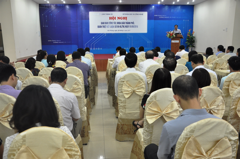 Hội nghị giao ban công tác Khoa giáo năm 2016 và triển khai nhiệm vụ năm 2017