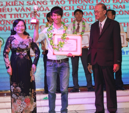 Trao giải các phong trào, hội thi về khoa học và công nghệ