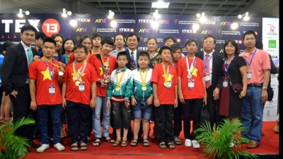 Việt Nam đoạt bảy Huy chương vàng sáng tạo KH&CN trẻ 