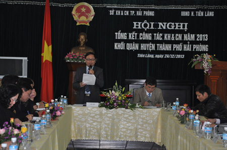 Tổng kết hoạt động khoa học và công nghệ khối quận, huyện năm 2013