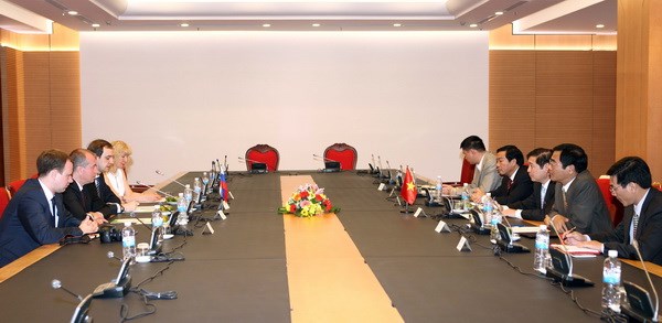 Việt-Nga tăng cường hợp tác về công nghệ và môi trường 