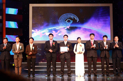 Trao giải cuộc thi Nhân tài Đất Việt năm 2012