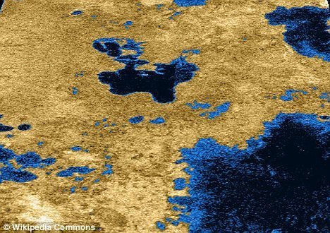 Mặt trăng Titan cũng có sông như Trái đất