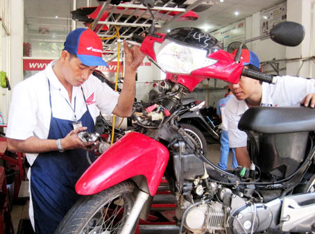  Kỹ thuật sửa chữa xe gắn máy tay ga – Phần 1